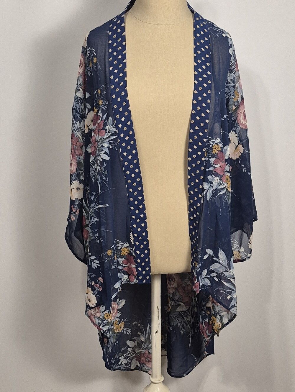 Xhilaration Floral Sheer Kimono Cover Up Navy Blue Boho Open Front XS/S Lightwei